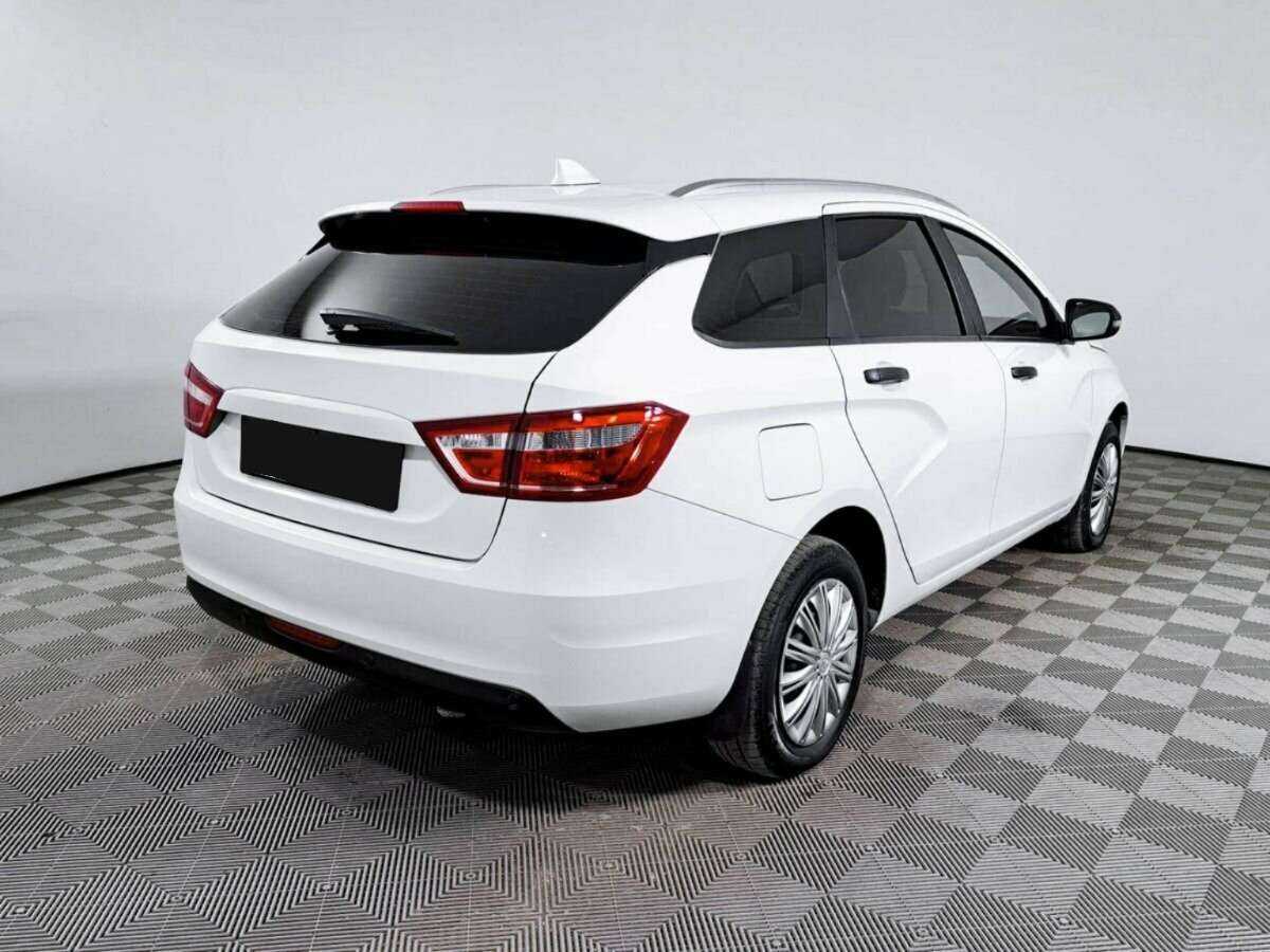 Lada (ВАЗ) Vesta с пробегом — 2019 год. Фото: #3