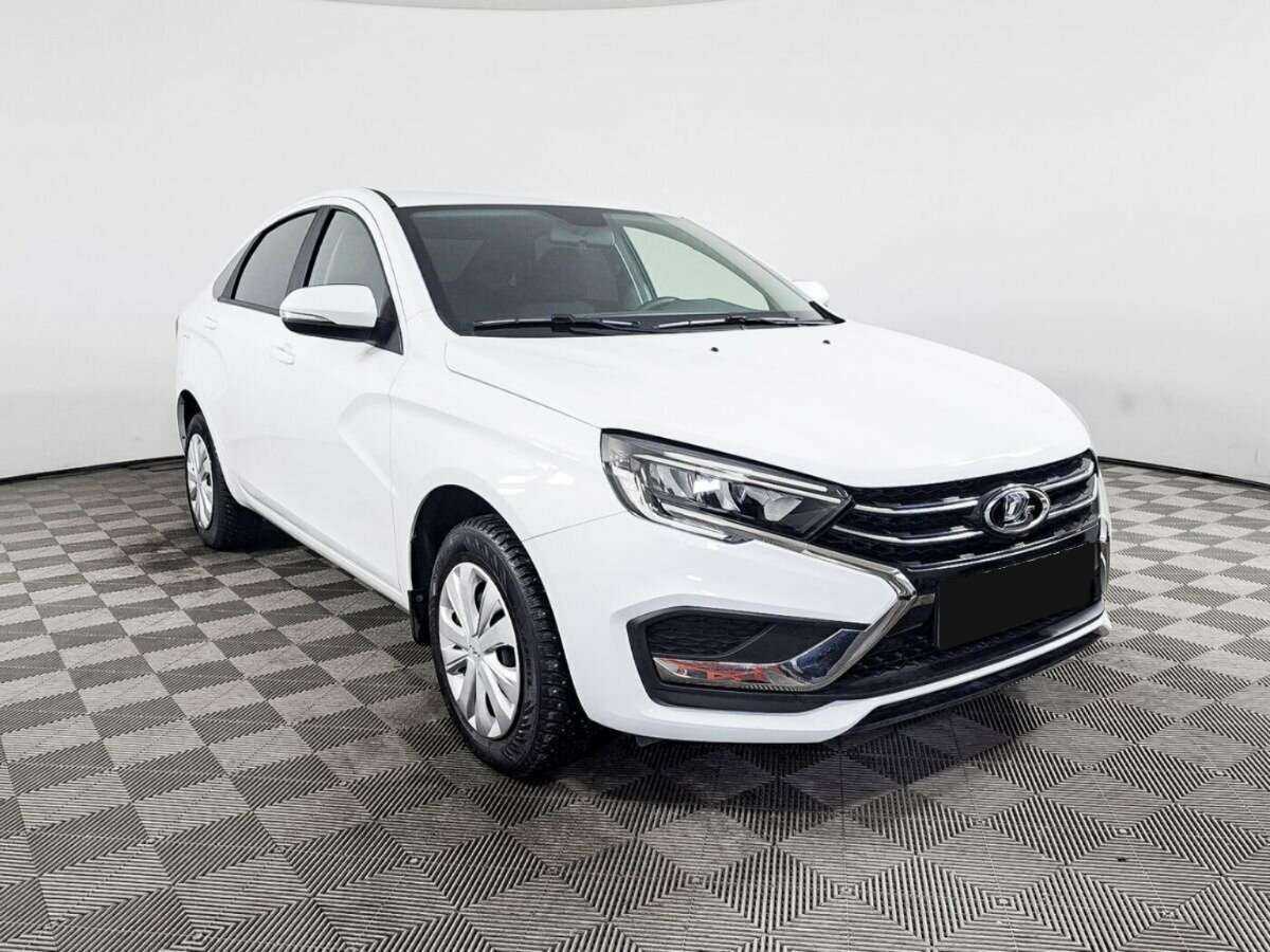 Lada (ВАЗ) Vesta с пробегом — 2023 год. Фото: #2