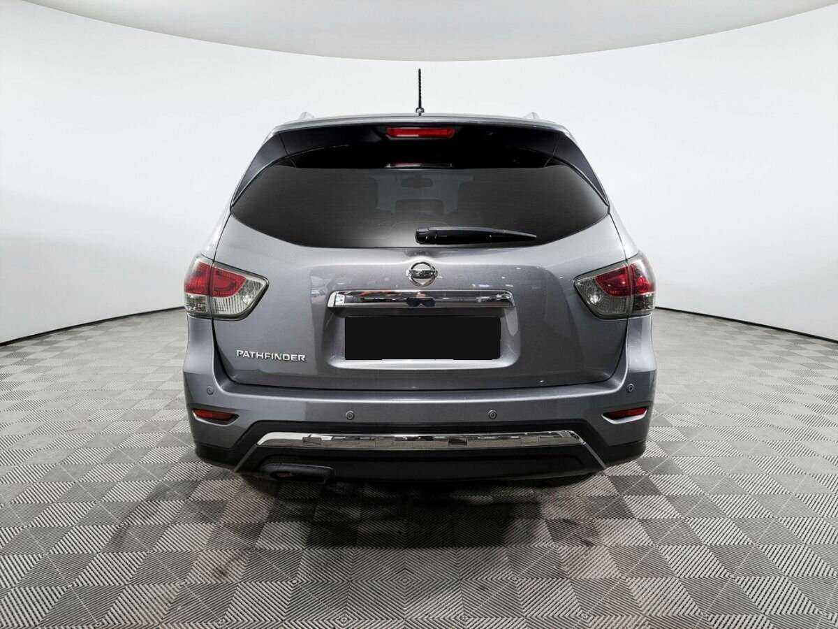 Nissan Pathfinder с пробегом — 2014 год. Фото: #5
