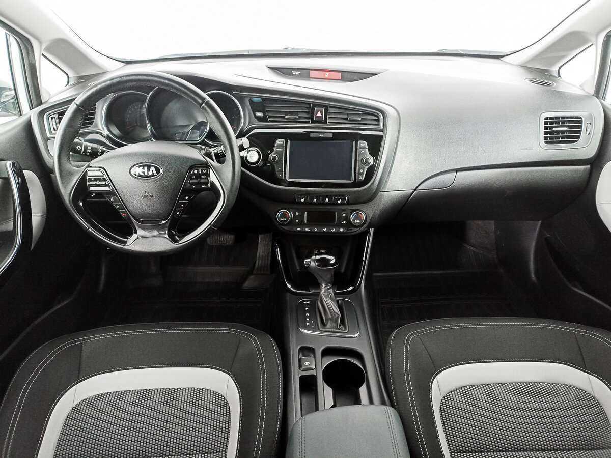 Kia Ceed с пробегом — 2018 год. Фото: #13