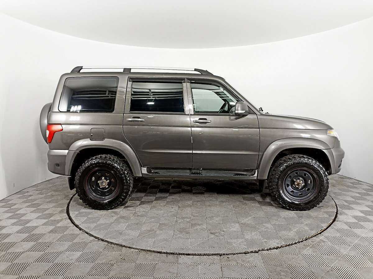 УАЗ Patriot с пробегом — 2016 год. Фото: #3