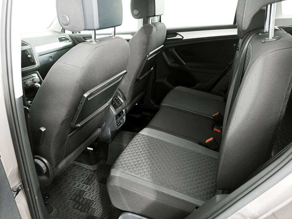 Volkswagen Tiguan с пробегом — 2020 год. Фото: #9