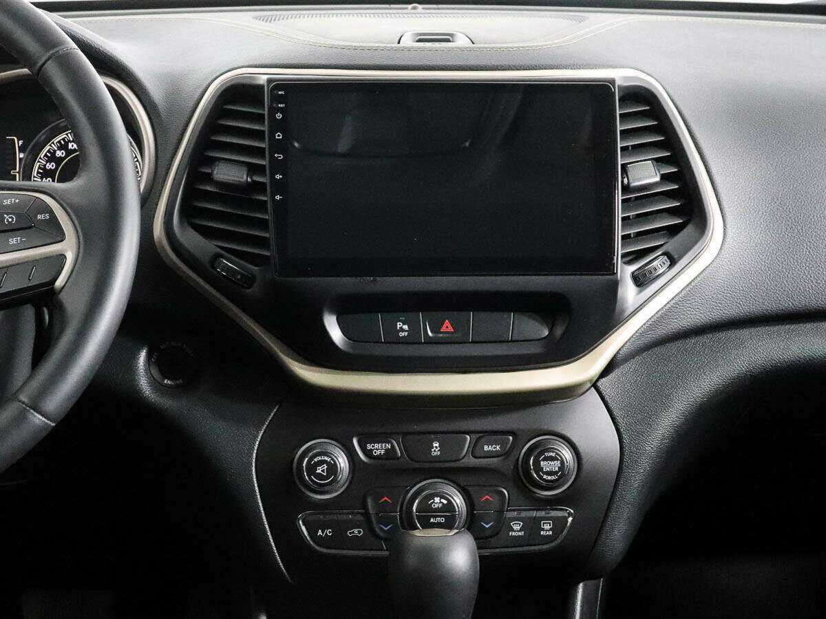 Jeep Cherokee с пробегом — 2014 год. Фото: #11