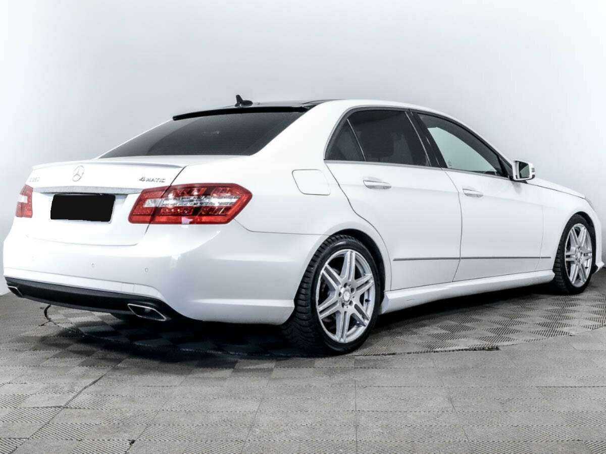 Mercedes-Benz E-Класс с пробегом — 2012 год. Фото: #3