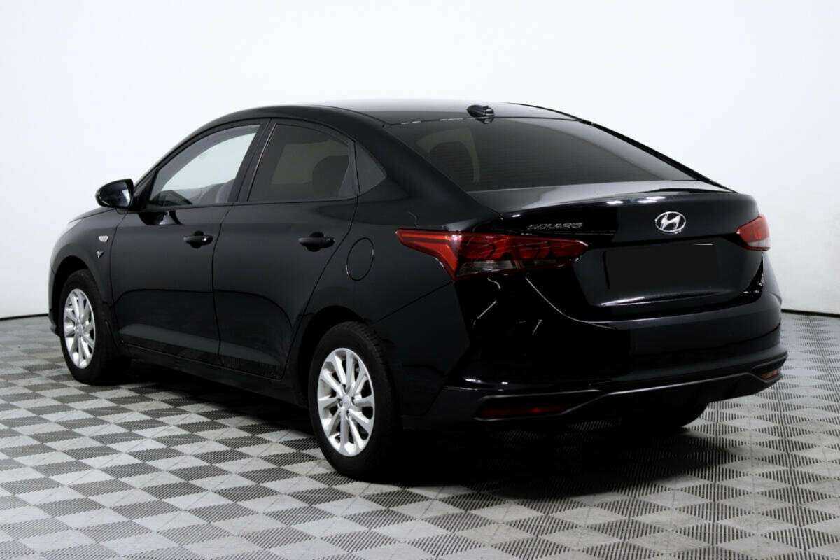 Hyundai Solaris с пробегом — 2021 год. Фото: #6