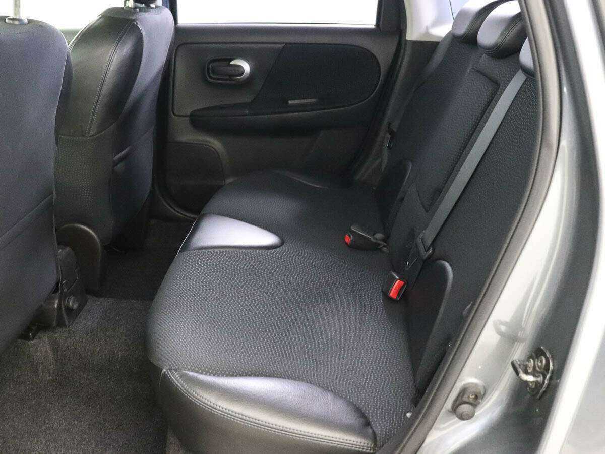 Nissan Note с пробегом — 2012 год. Фото: #8