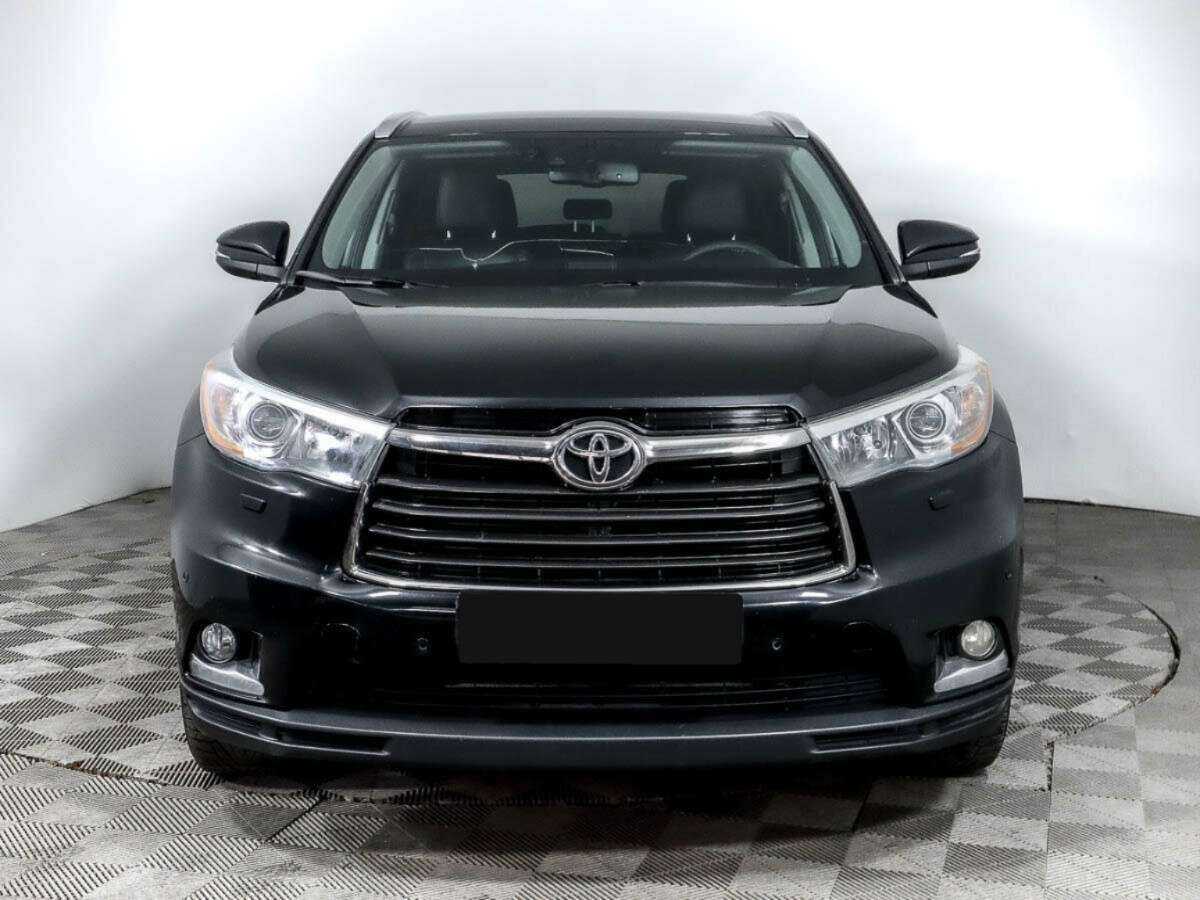 Toyota Highlander с пробегом — 2014 год. Фото: #1