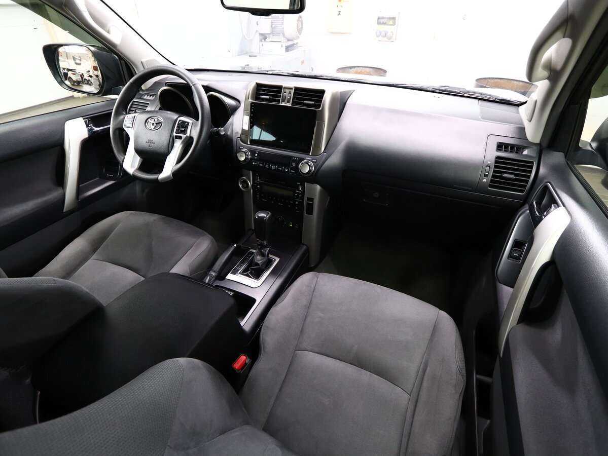 Toyota Land Cruiser Prado с пробегом — 2013 год. Фото: #7