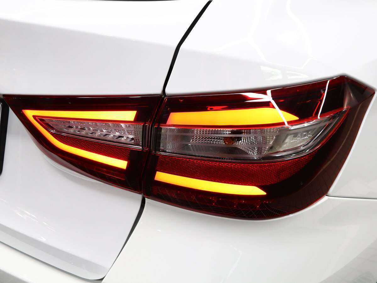 Lada (ВАЗ) Vesta с пробегом — 2023 год. Фото: #4