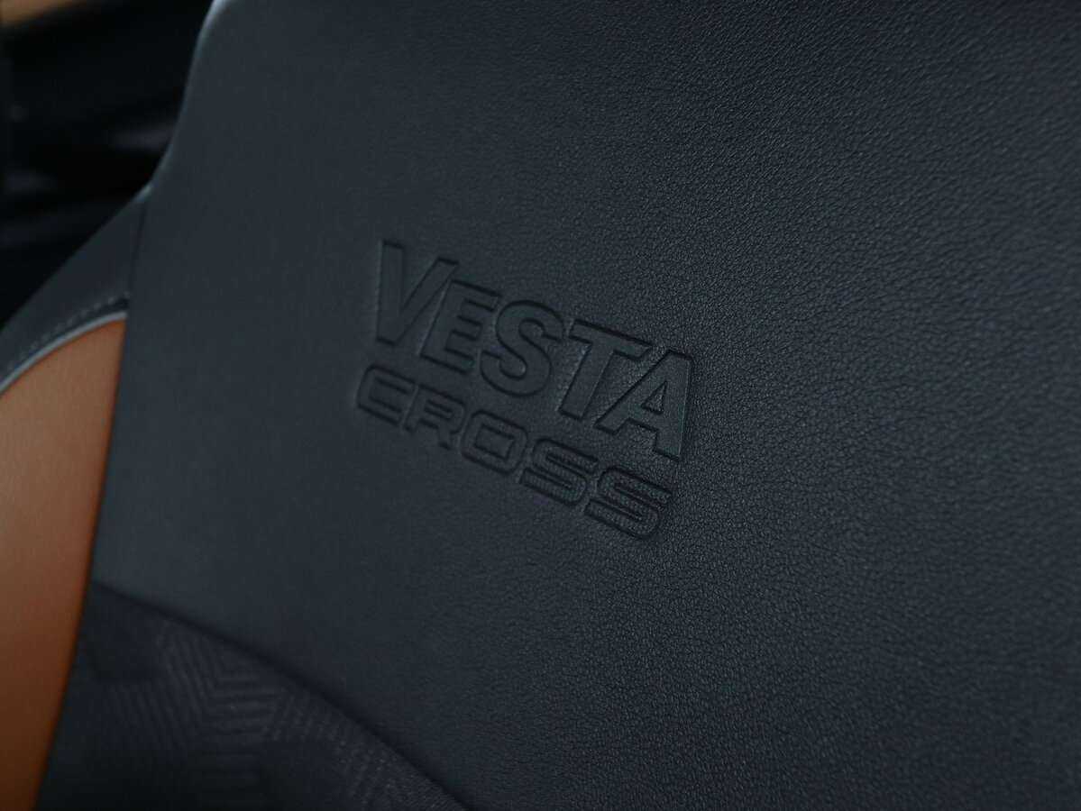 Lada (ВАЗ) Vesta с пробегом — 2023 год. Фото: #10