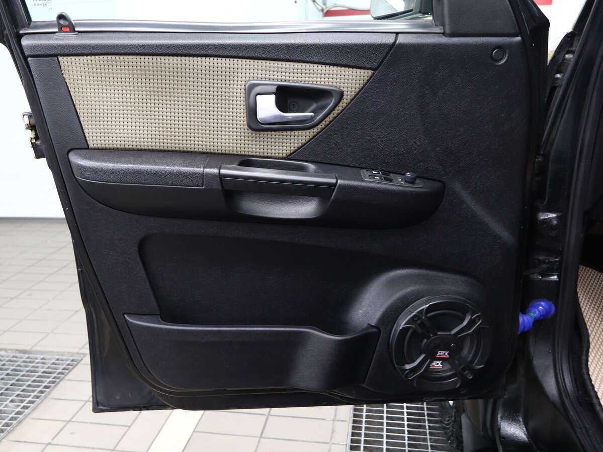 УАЗ Patriot с пробегом — 2014 год. Фото: #4