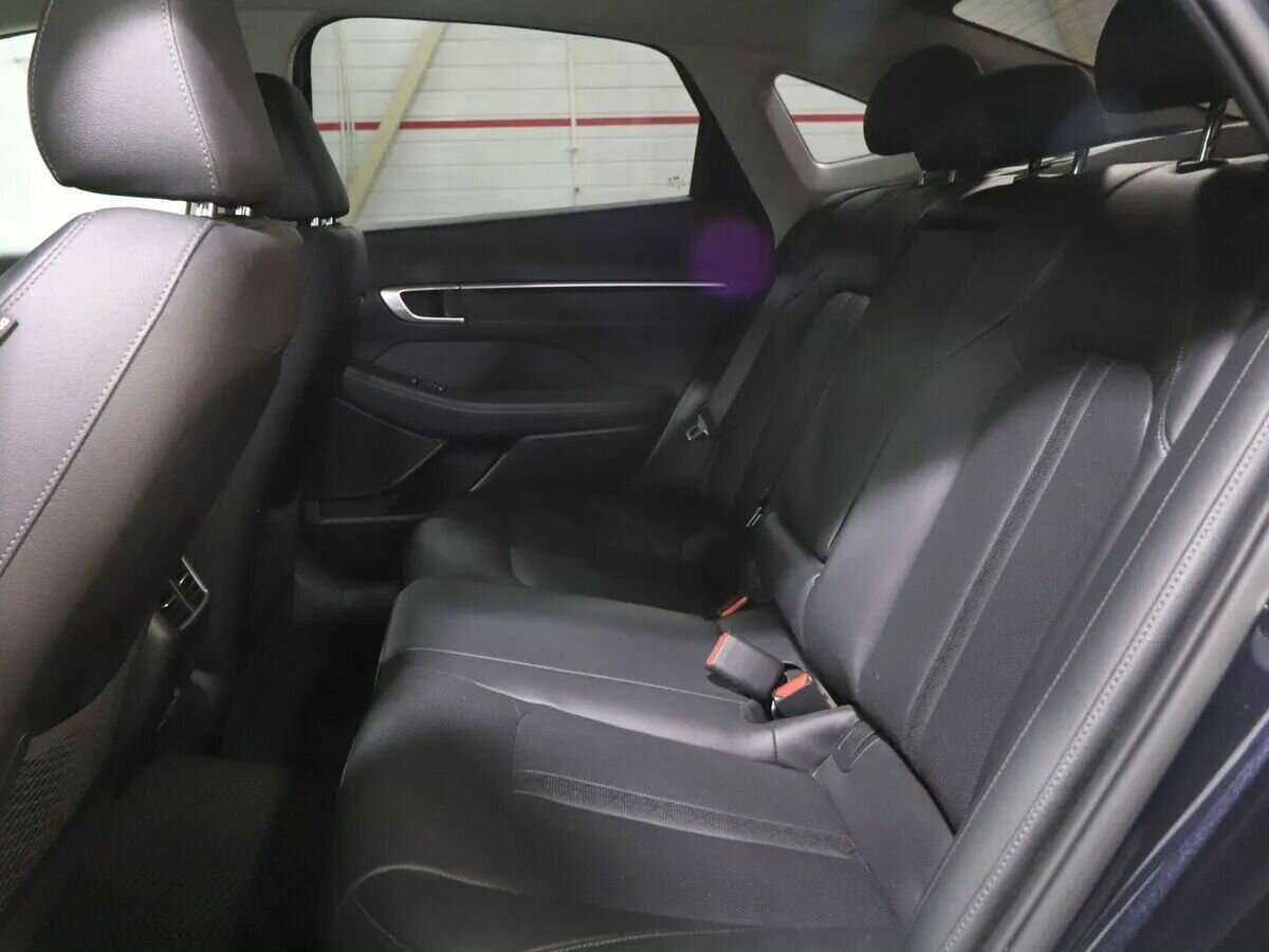Hyundai Sonata с пробегом — 2021 год. Фото: #19