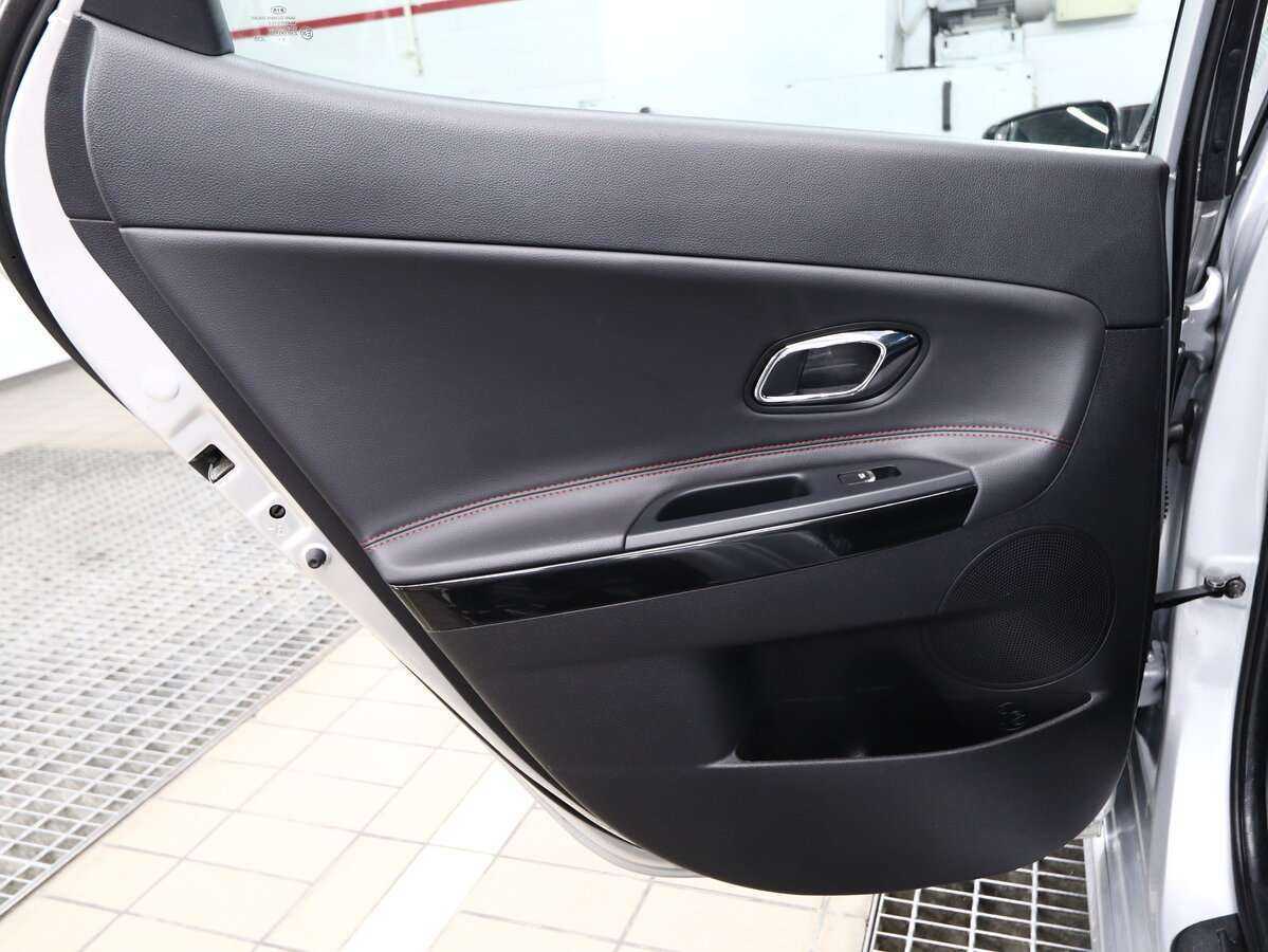 Kia Ceed GT с пробегом — 2017 год. Фото: #11