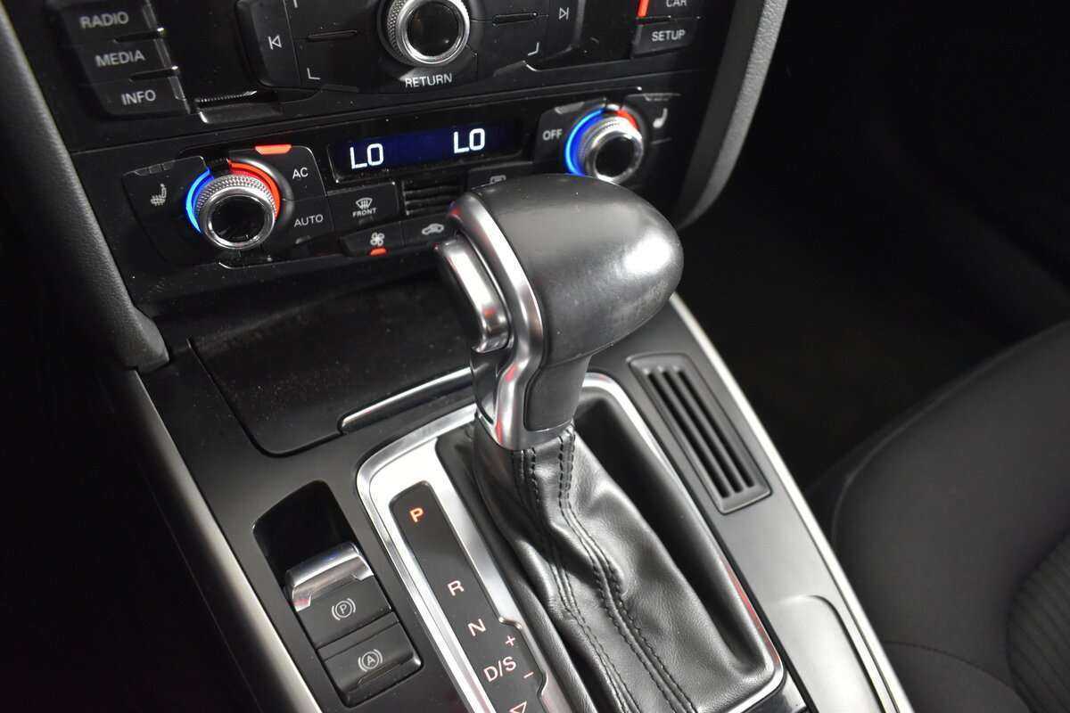 Audi A4 с пробегом — 2012 год. Фото: #13