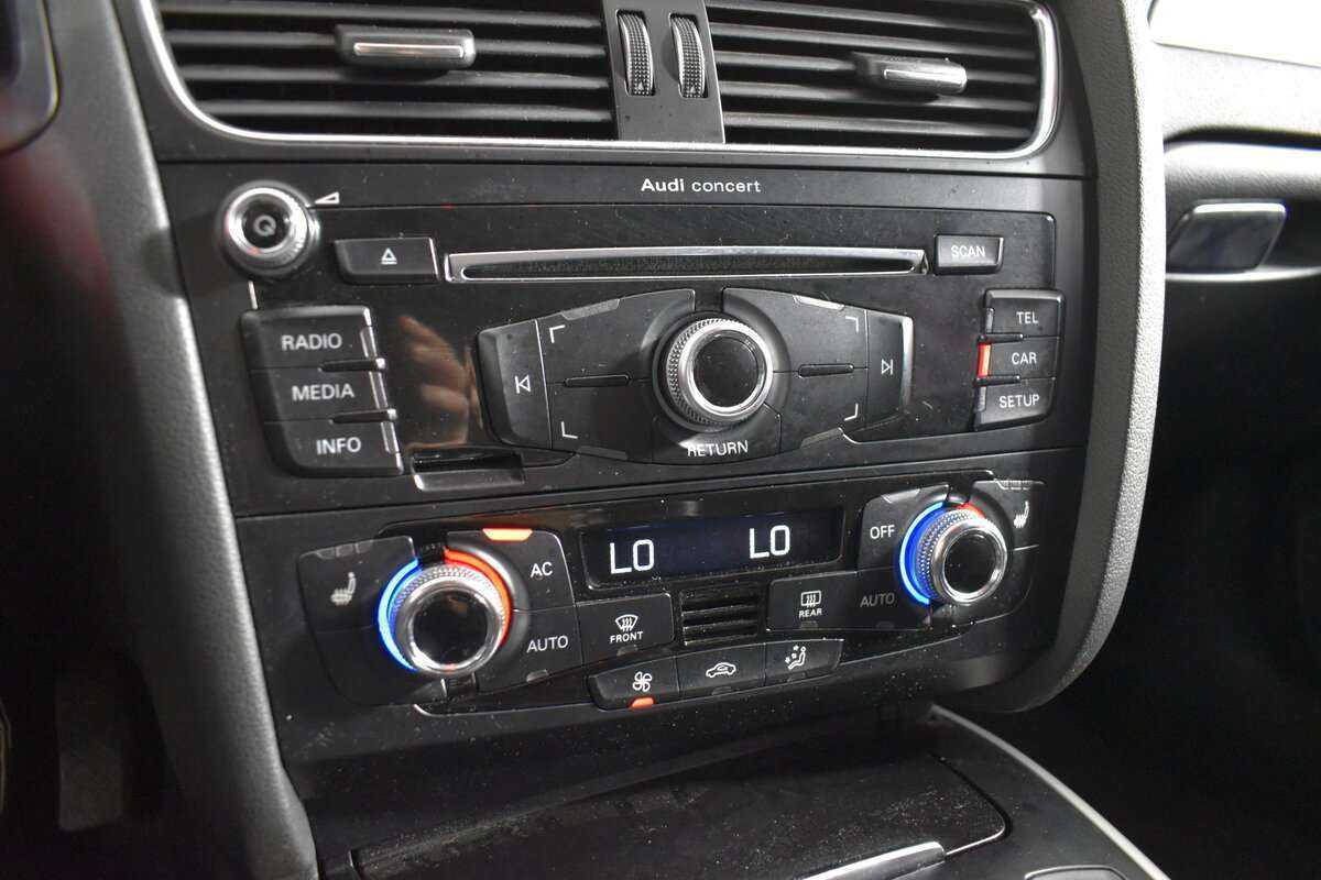 Audi A4 с пробегом — 2012 год. Фото: #14