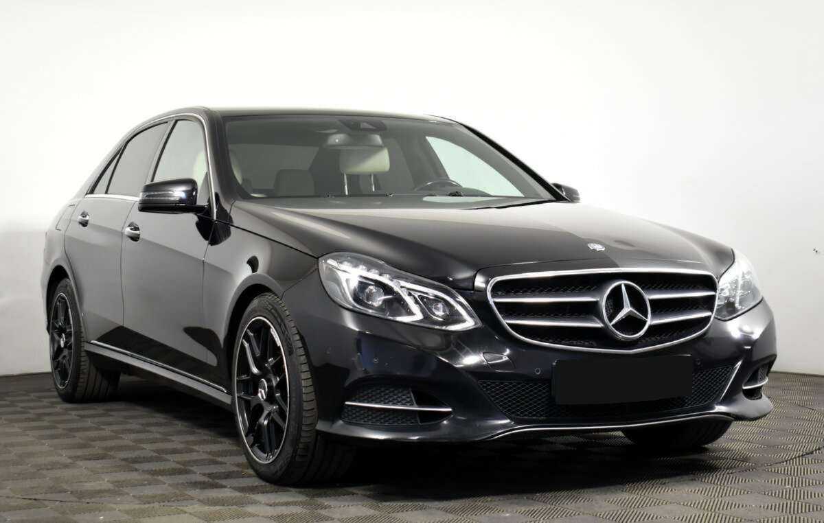 Mercedes-Benz E-Класс с пробегом — 2013 год. Фото: #2