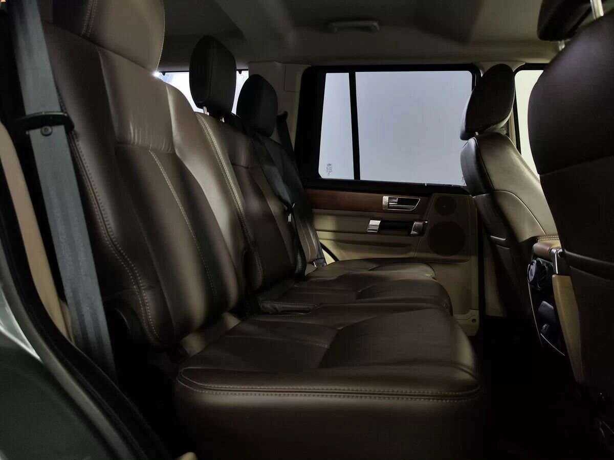 Land Rover Discovery с пробегом — 2014 год. Фото: #9
