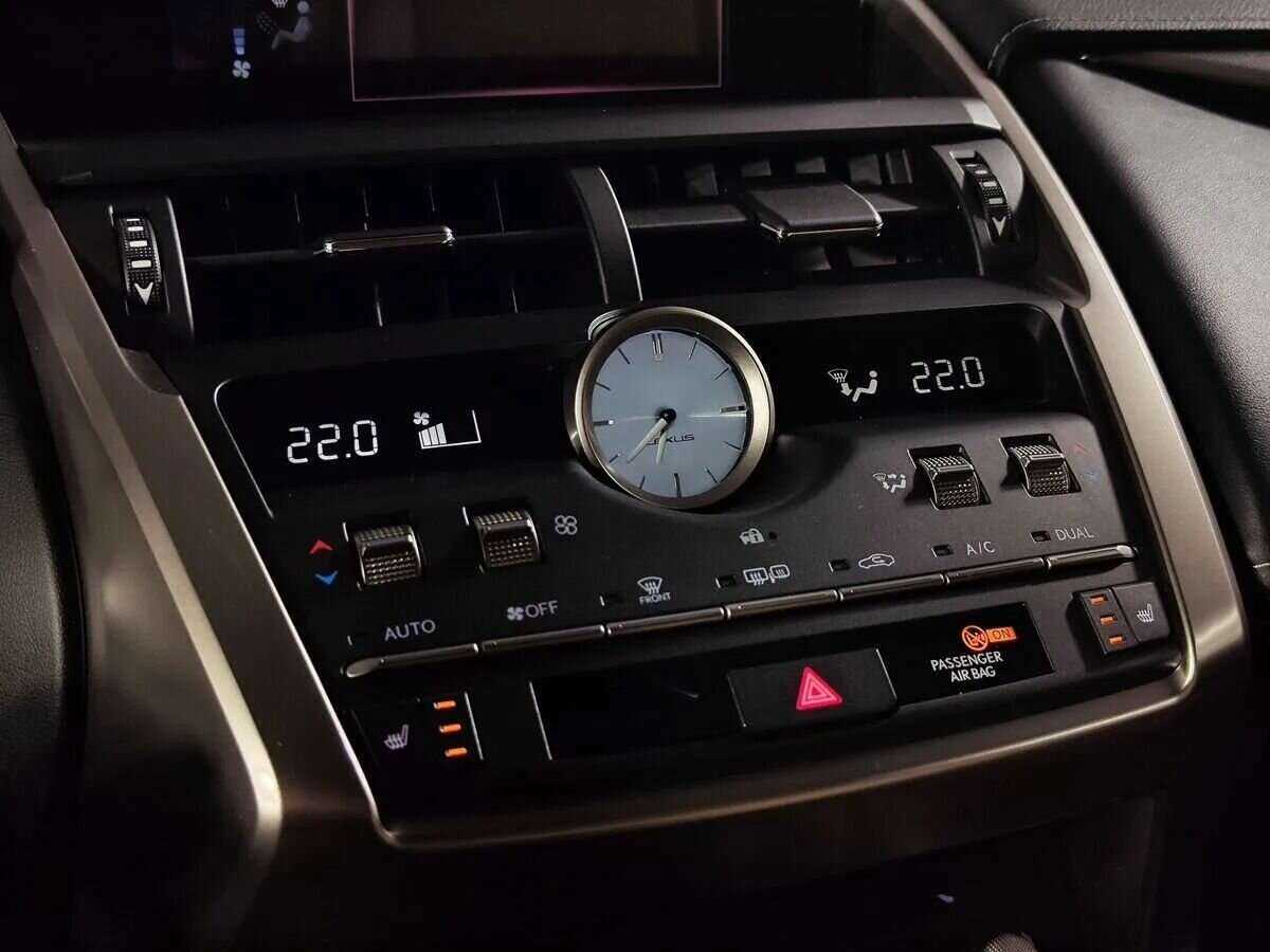 Lexus NX с пробегом — 2018 год. Фото: #15