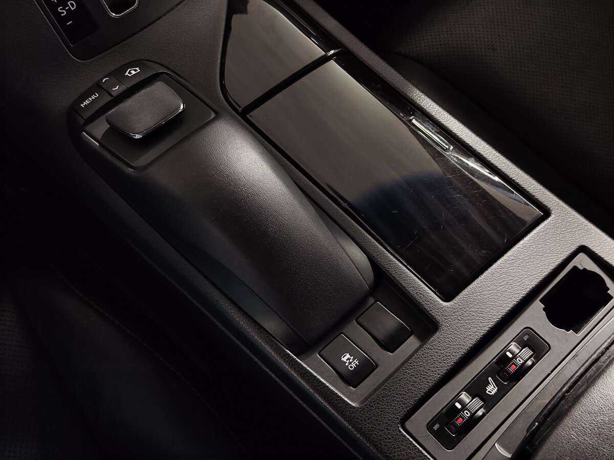 Lexus RX с пробегом — 2014 год. Фото: #16