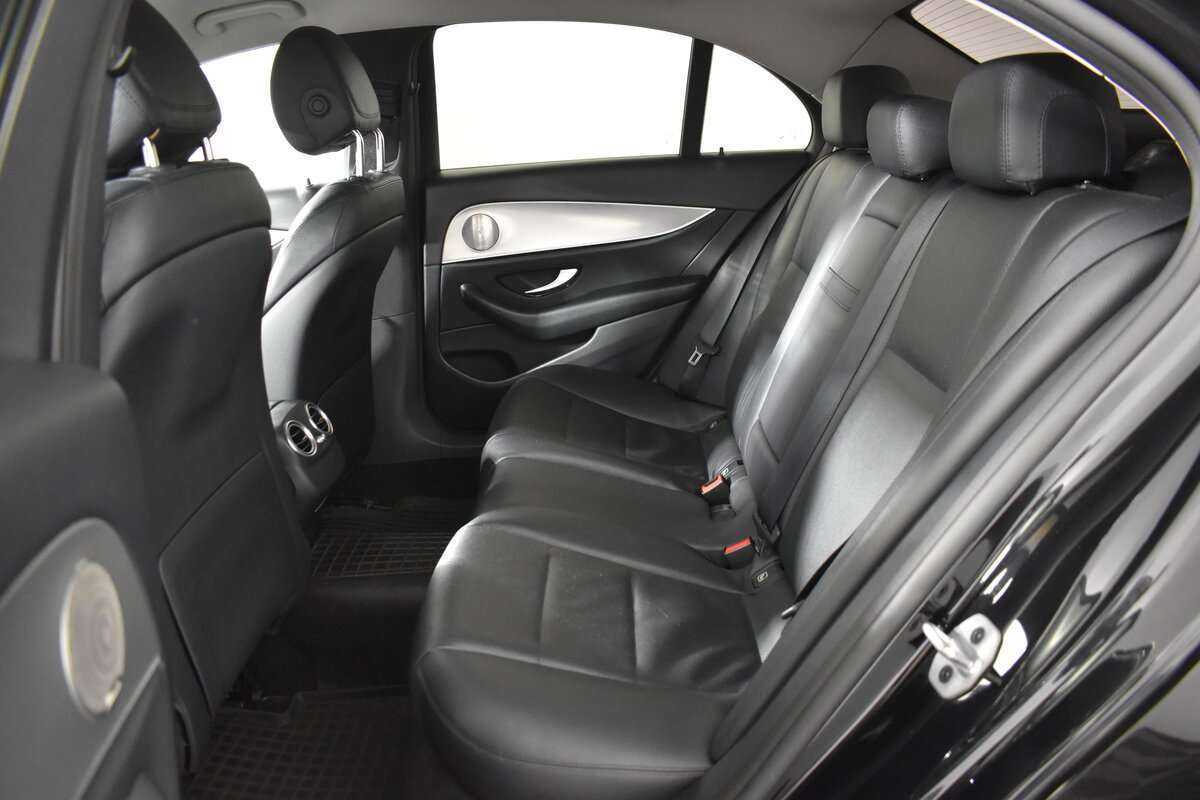 Mercedes-Benz E-Класс с пробегом — 2018 год. Фото: #24