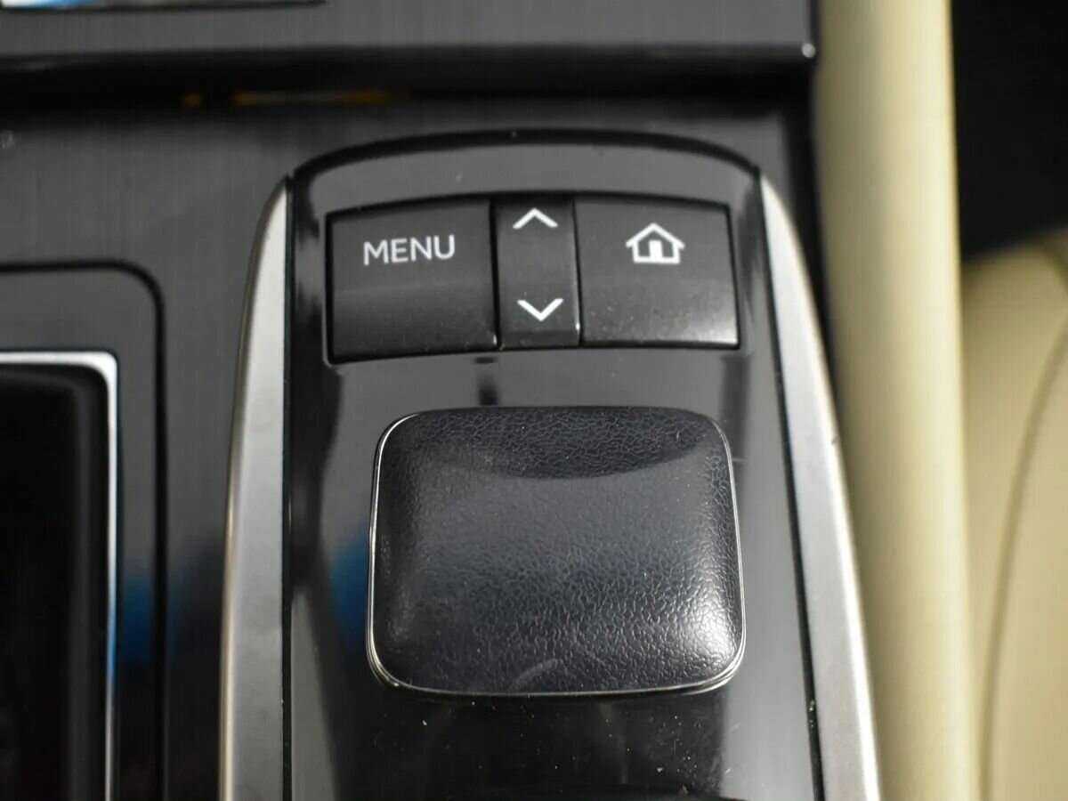 Lexus GS с пробегом — 2012 год. Фото: #23