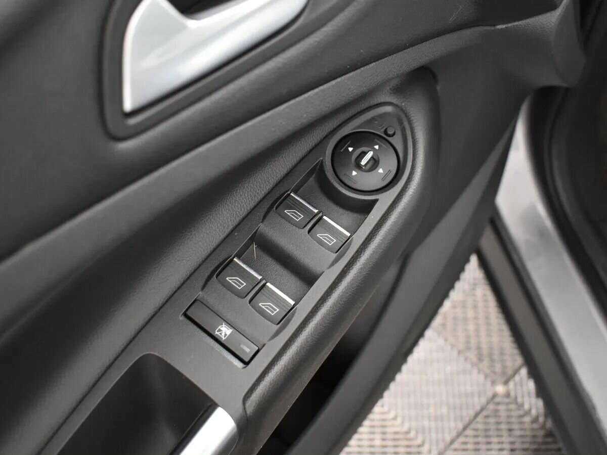 Ford Kuga с пробегом — 2013 год. Фото: #5