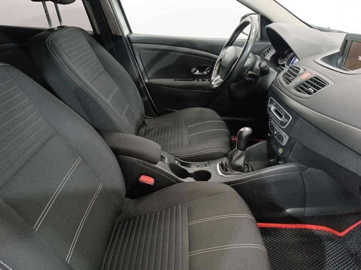 Renault Fluence с пробегом — 2016 год. Фото: #9