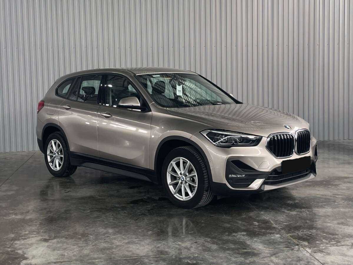BMW X1 с пробегом — 2021 год. Фото: #2