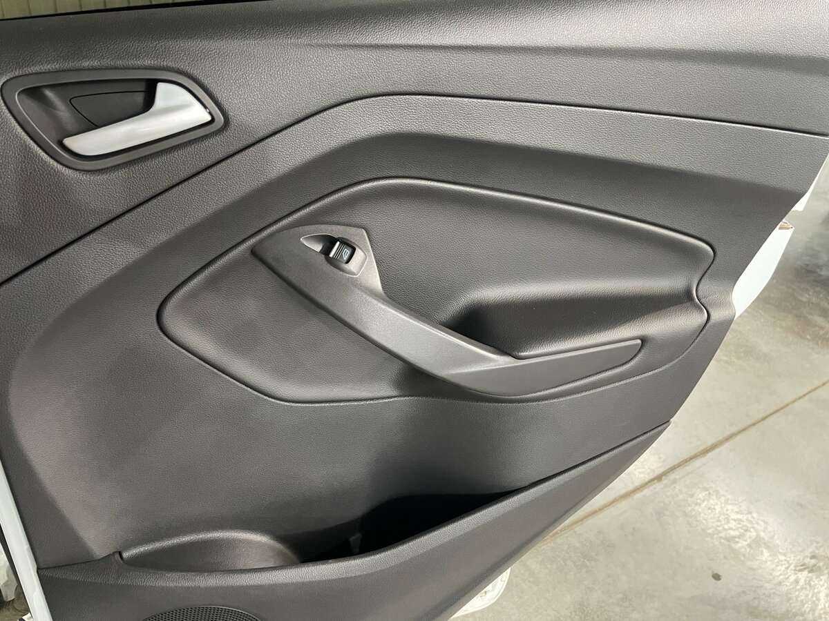 Ford Kuga с пробегом — 2017 год. Фото: #27