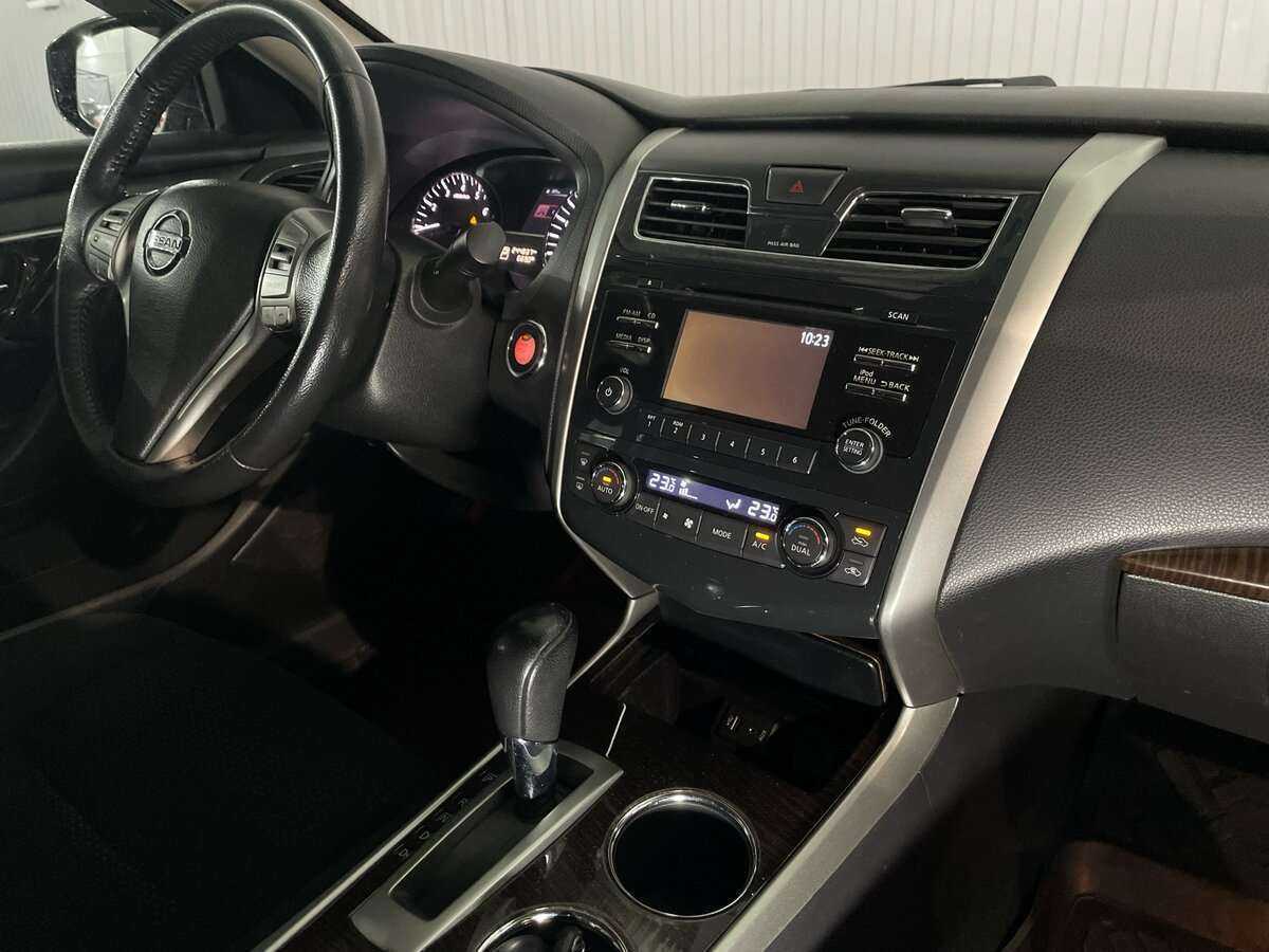 Nissan Teana с пробегом — 2014 год. Фото: #13