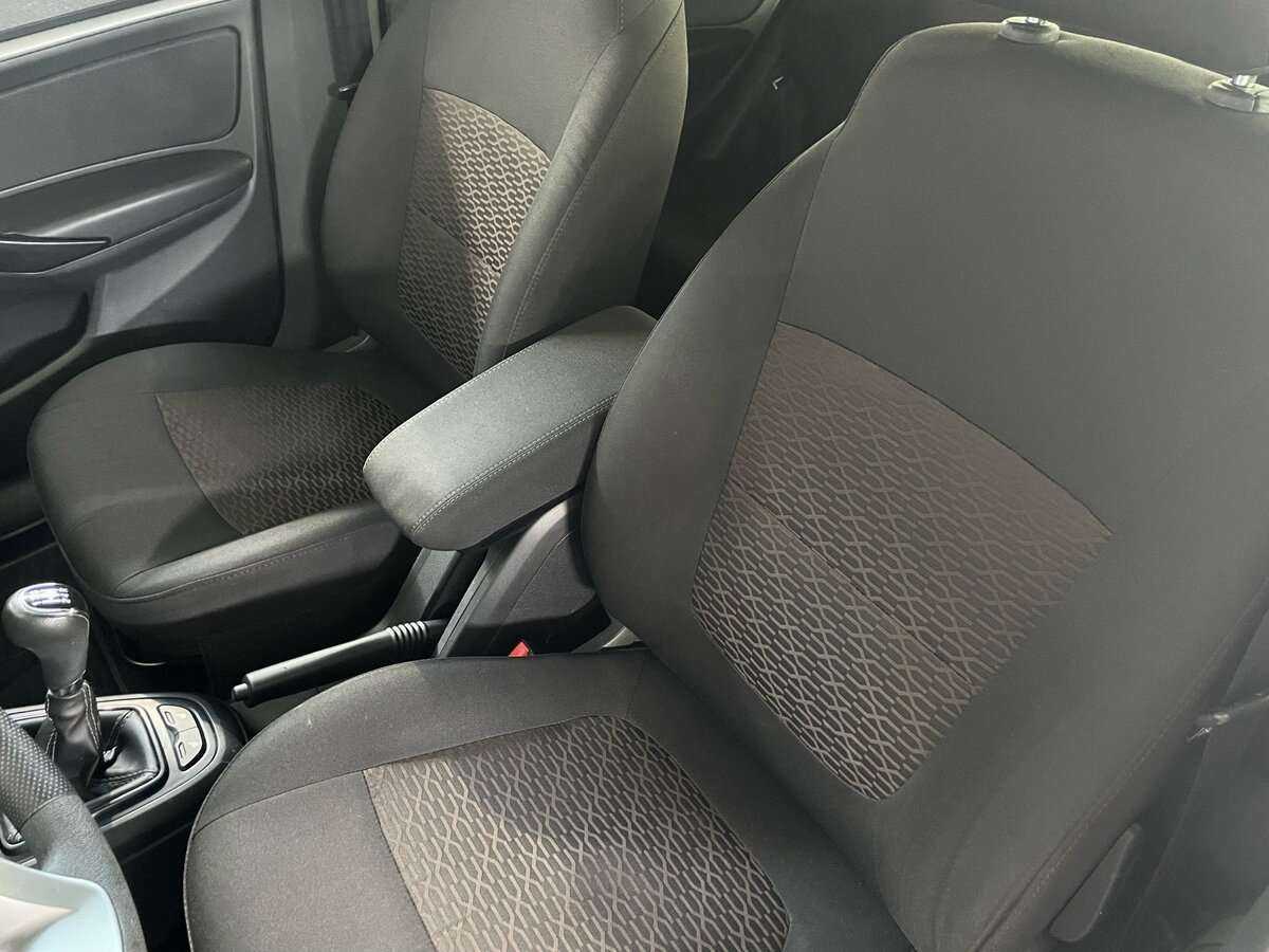 Lada (ВАЗ) Vesta с пробегом — 2019 год. Фото: #15