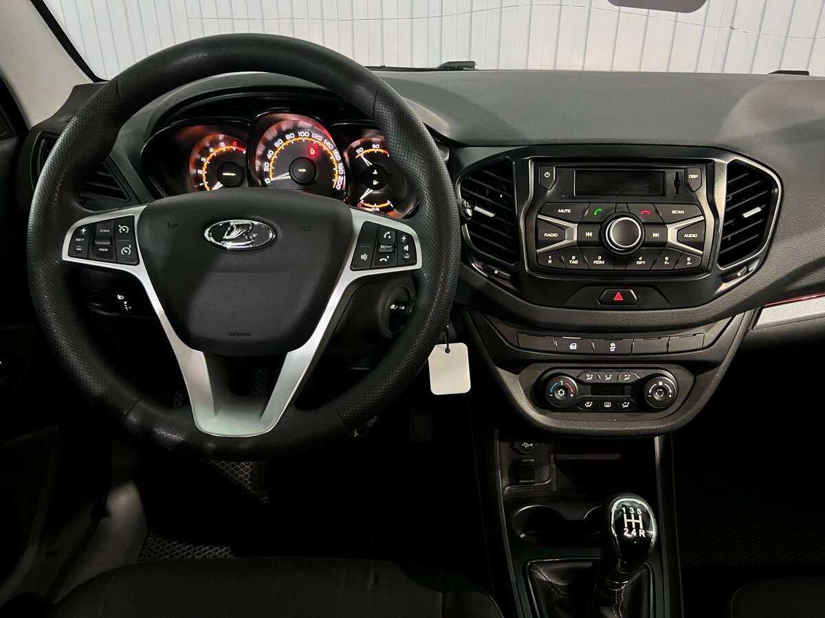 Lada (ВАЗ) Vesta с пробегом — 2020 год. Фото: #10