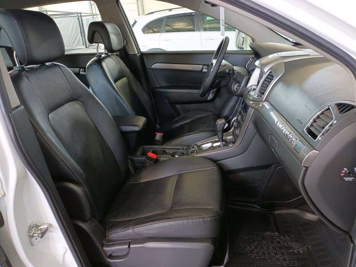 Chevrolet Captiva с пробегом — 2013 год. Фото: #15