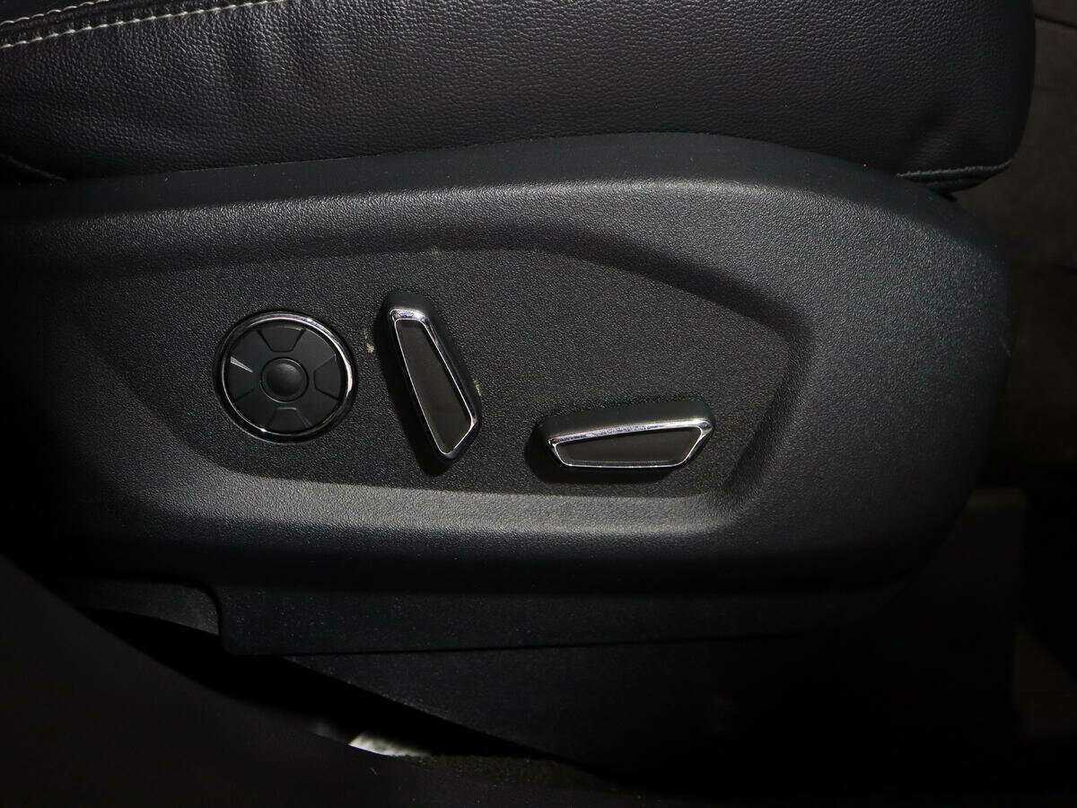 Ford Explorer с пробегом — 2016 год. Фото: #16