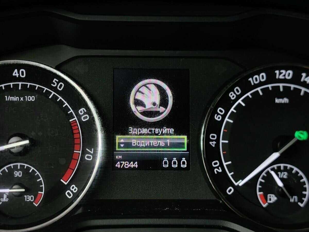 Skoda Superb с пробегом — 2017 год. Фото: #13