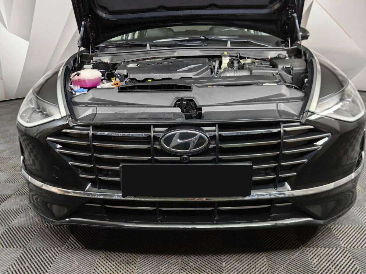 Hyundai Sonata с пробегом — 2022 год. Фото: #8