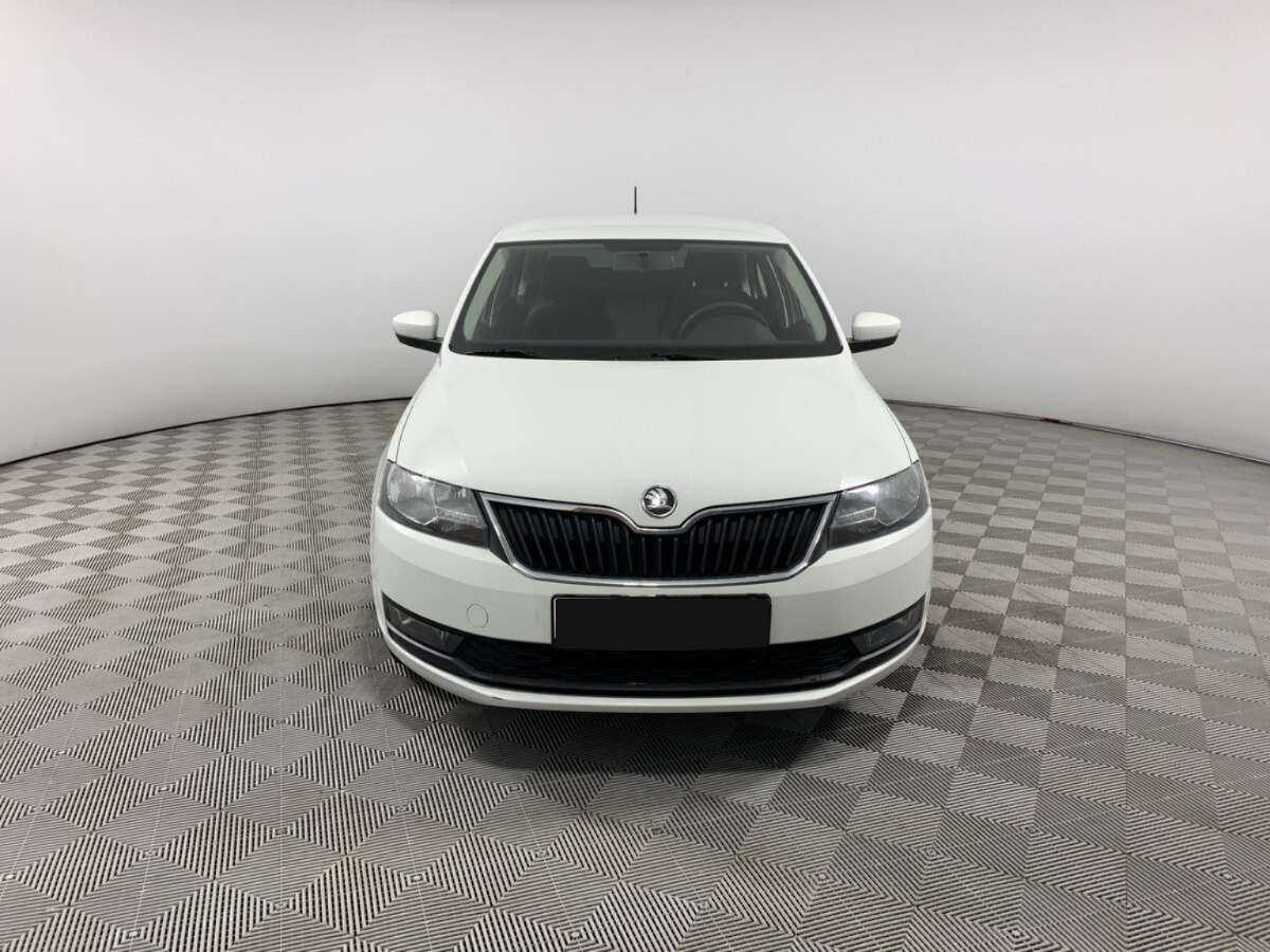 Skoda Rapid с пробегом — 2019 год. Фото: #1