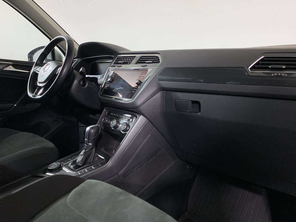 Volkswagen Tiguan с пробегом — 2018 год. Фото: #9