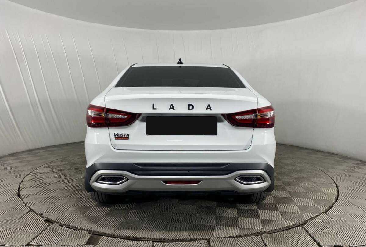 Lada (ВАЗ) Vesta с пробегом — 2023 год. Фото: #5