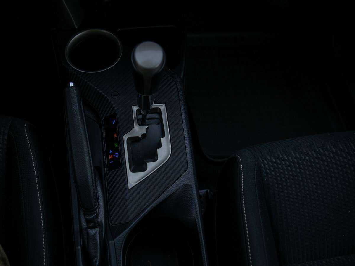 Toyota RAV4 с пробегом — 2013 год. Фото: #17