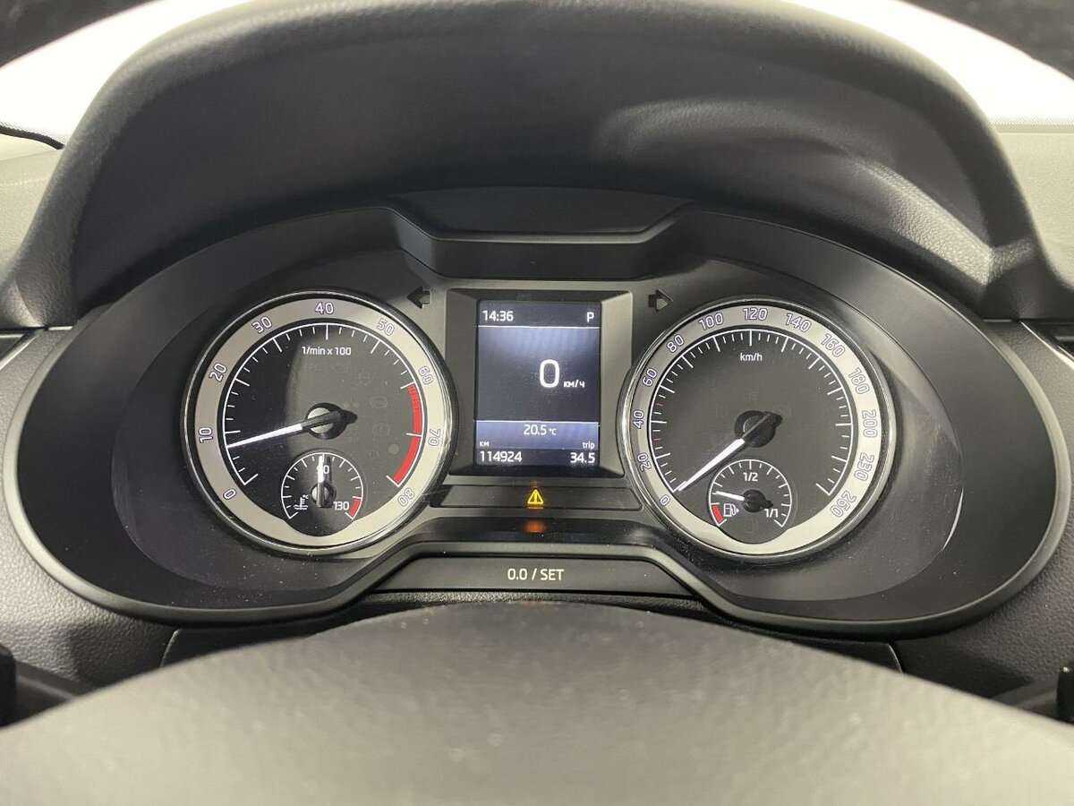 Skoda Octavia с пробегом — 2017 год. Фото: #10