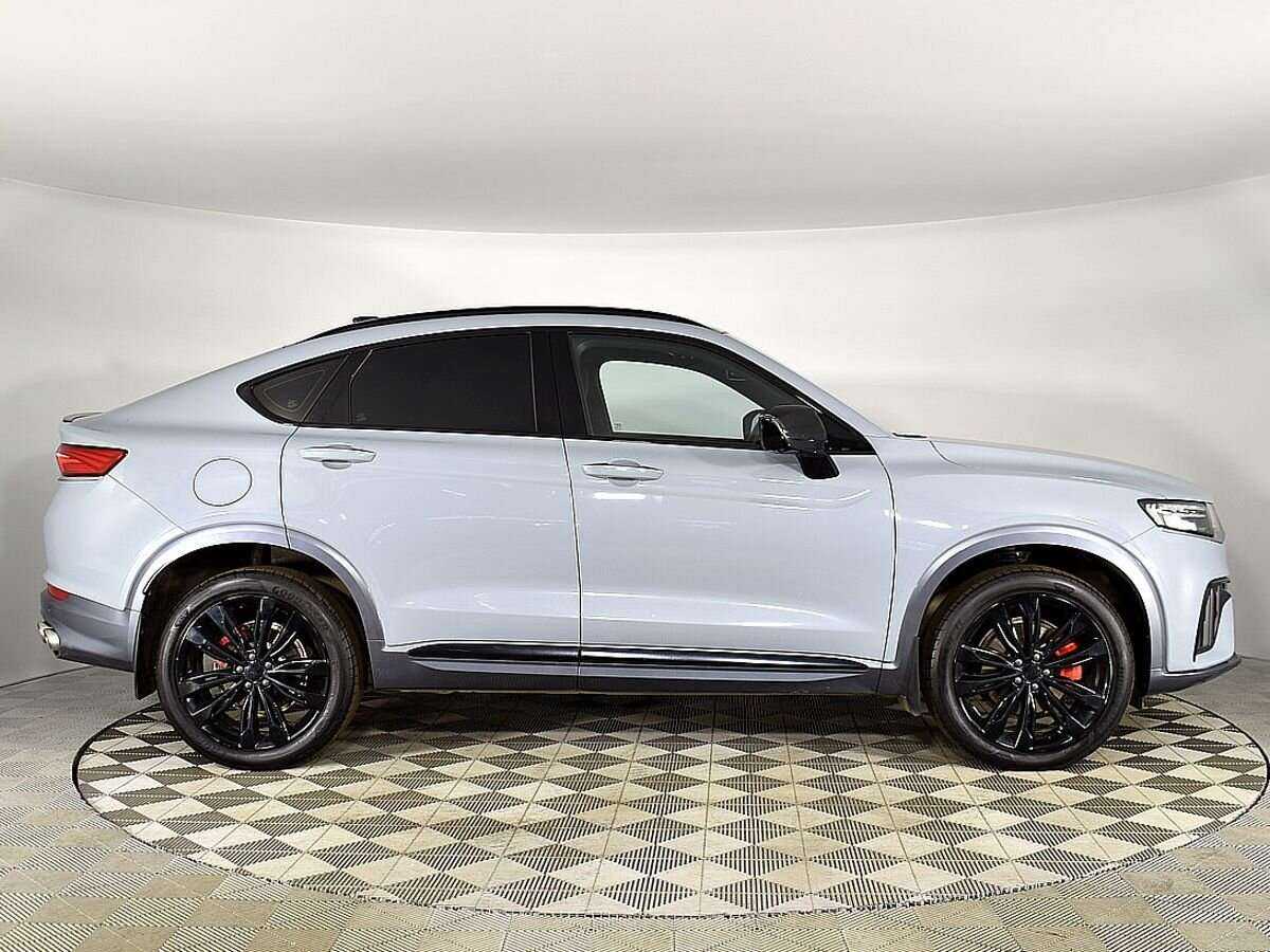 Geely Tugella с пробегом — 2022 год. Фото: #4