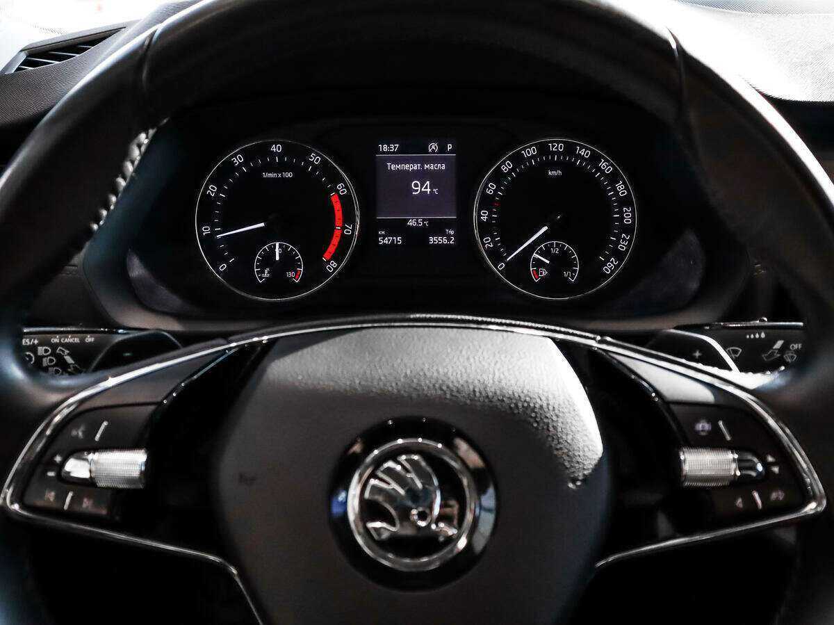 Skoda Octavia с пробегом — 2021 год. Фото: #15