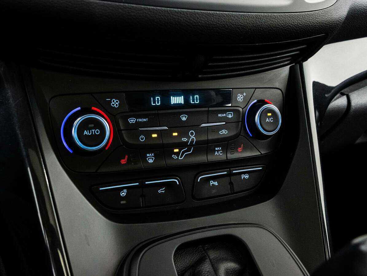 Ford Kuga с пробегом — 2019 год. Фото: #12