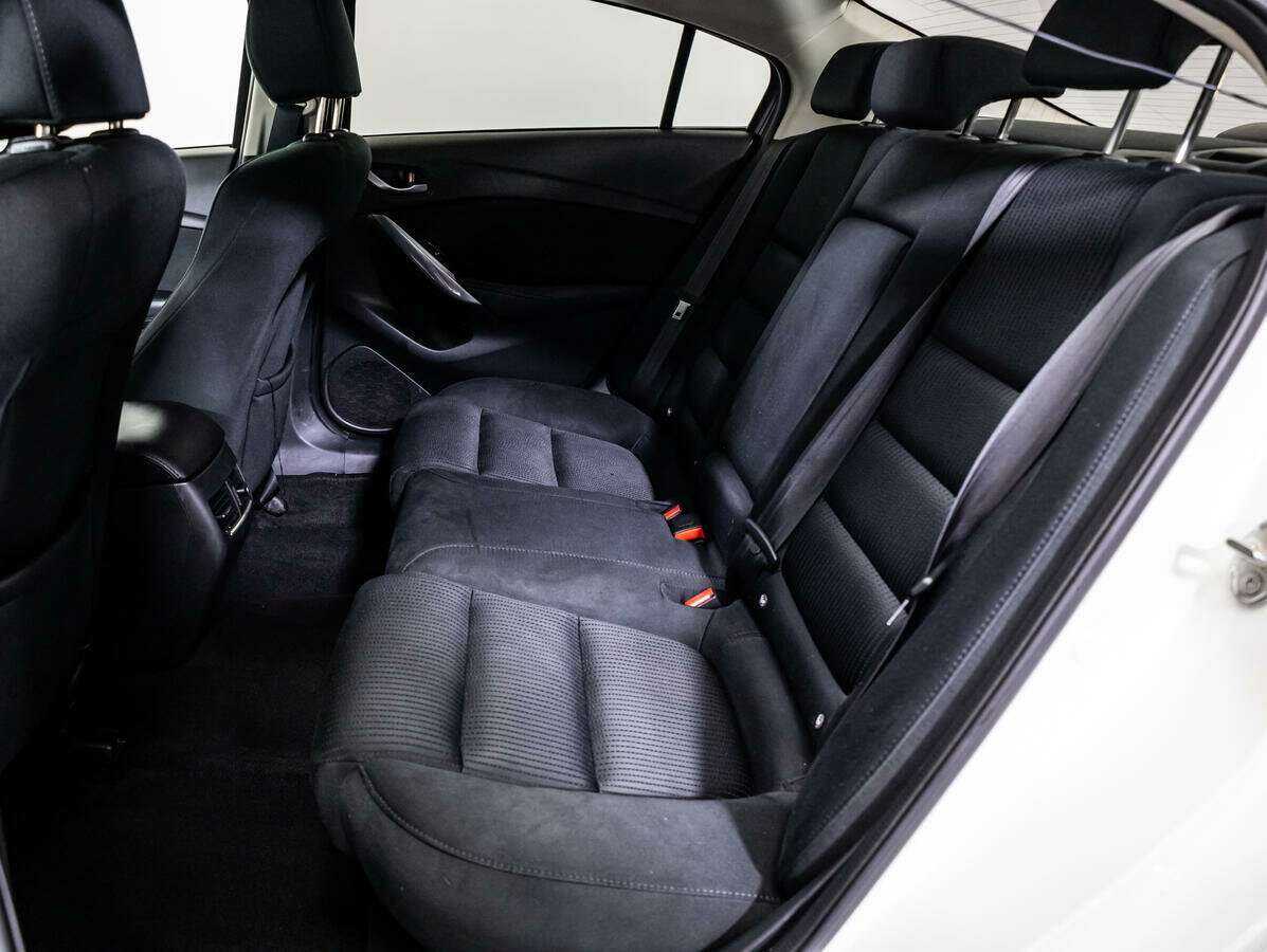 Mazda 6 с пробегом — 2016 год. Фото: #9