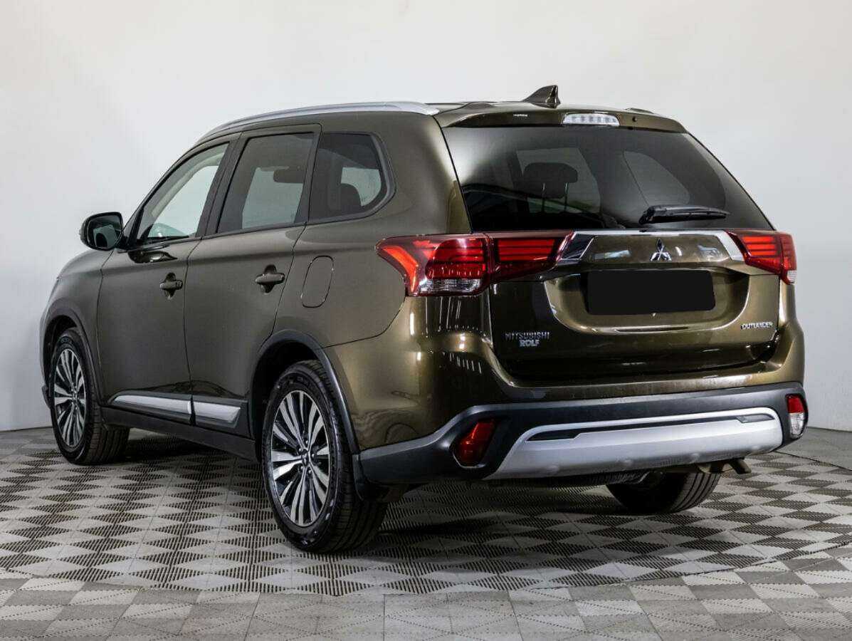 Mitsubishi Outlander с пробегом — 2019 год. Фото: #5