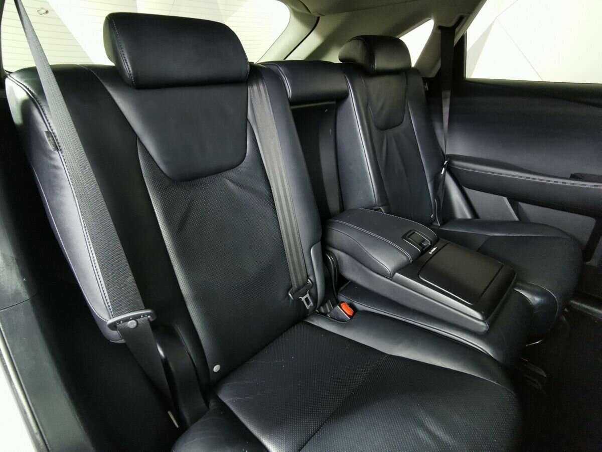 Lexus RX с пробегом — 2015 год. Фото: #12