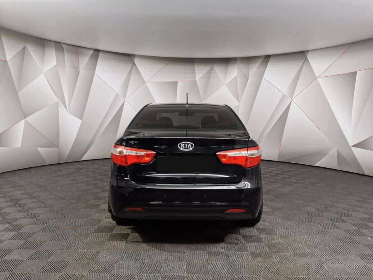 Kia Rio с пробегом — 2012 год. Фото: #7