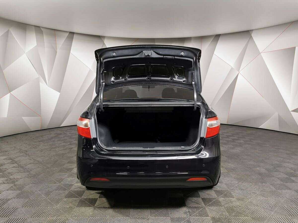 Kia Rio с пробегом — 2012 год. Фото: #8