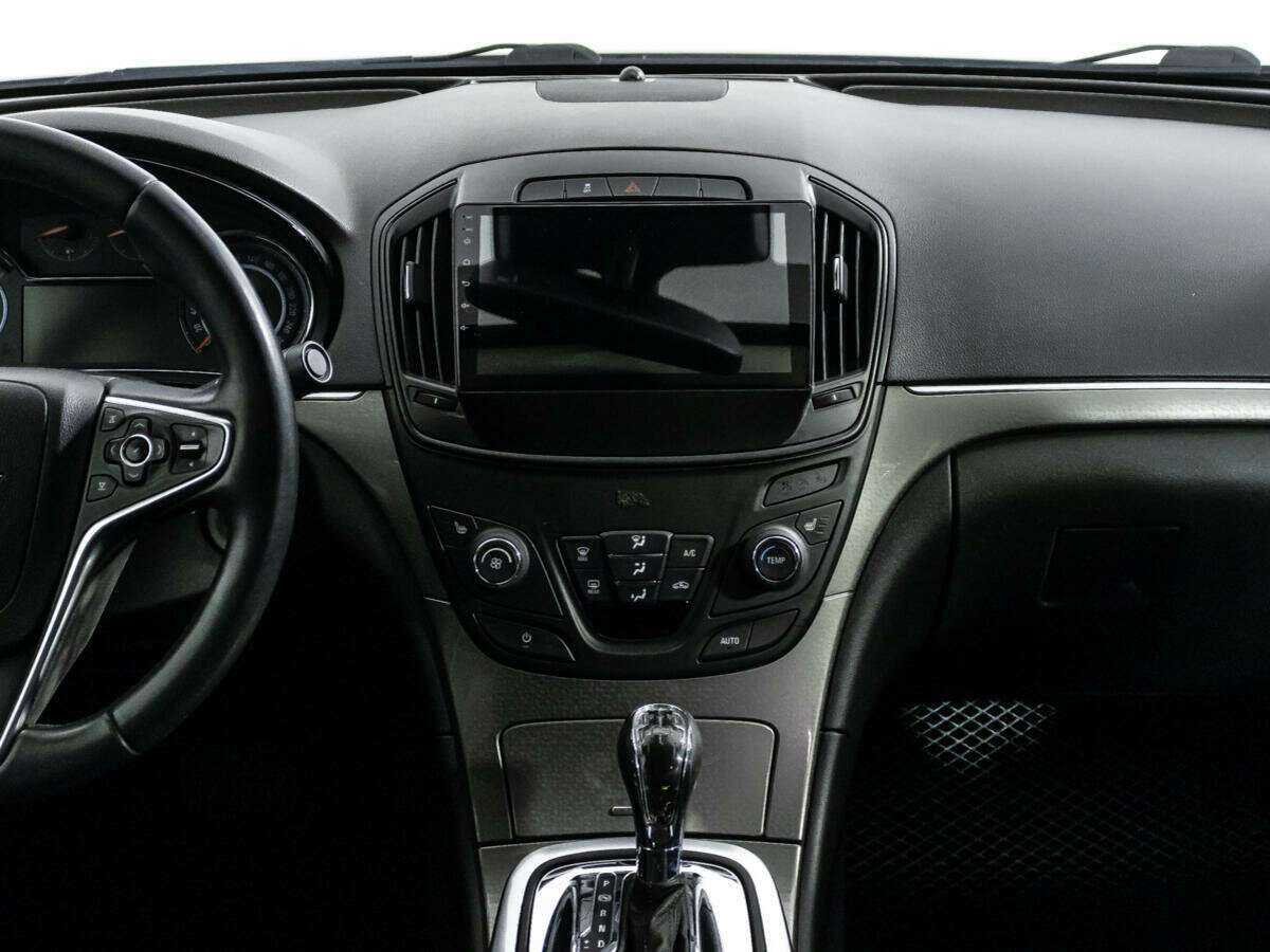 Opel Insignia с пробегом — 2014 год. Фото: #13